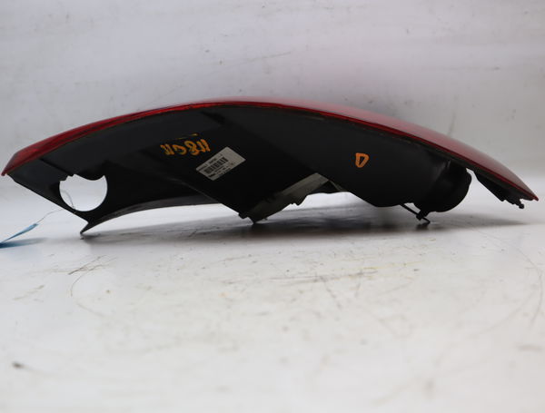 Feu arrière droit Renault MEGANE II (BM0-1_, CM0-1_) 1.5 dci (bm02, bm13, bm2a, cm02, cm13) (2003-2008)