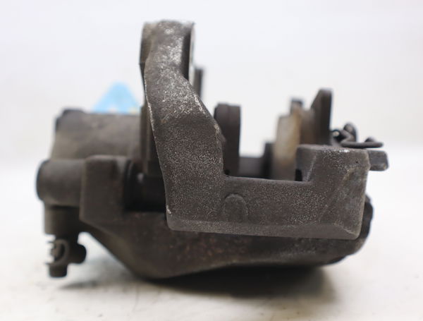 Etrier de frein avant gauche Opel MERIVA B Monospace (S10) 1.4 (75) (2010-2017)
