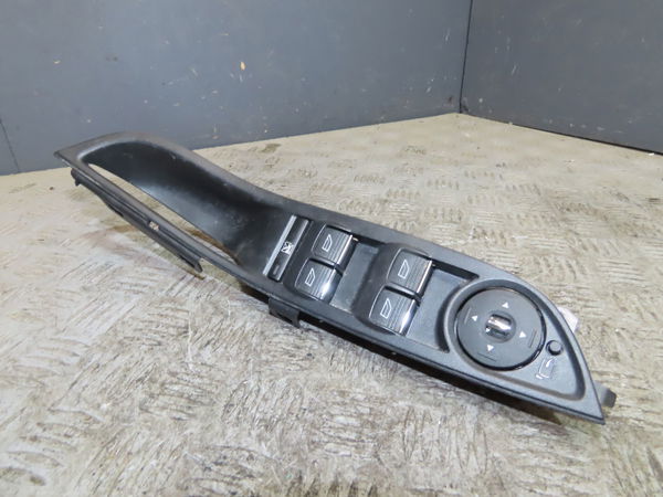 Commande lève-glace porte avant gauche Ford FOCUS III 1.0 ecoboost (2012-2017)