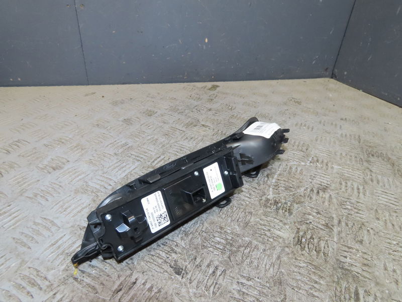Commande lève-glace porte avant gauche Ford FOCUS III 1.0 ecoboost (2012-2017)
