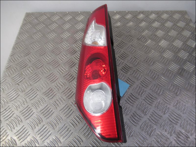 Feu arrière gauche Renault KANGOO - GRAND KANGOO II (KW0-1_) 1.5 dci 85 (kw0k, kw0l, kw0b) (2008) 4 portes