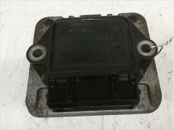 Module allumage Volkswagen GOLF II (19E, 1G1) 1.3 (1983-1987)