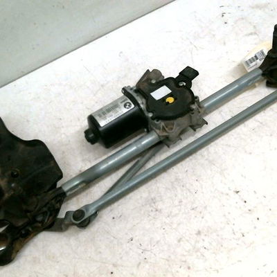 Moteur essuie-glace avant Bmw 1 (F20) 118 d (2011-2015)