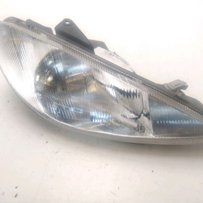 Phare droit Peugeot 206 3-5 portes (2A-C) 1.1 i (1998-2007)