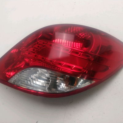Feu arrière droit Peugeot 207-207 (WA_, WC_) 1.6 hdi (2006-2013) 5 portes