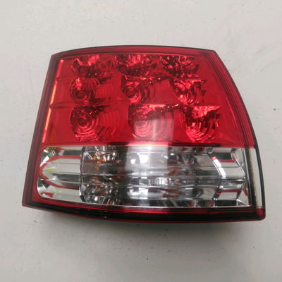 Feu arrière gauche Citroën C-CROSSER (VU_, VV_) 2.2 hdi (2007-2012) 5 portes