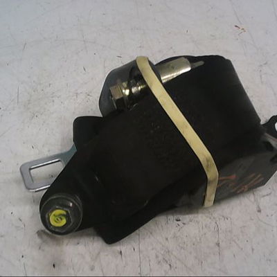 Ceinture avant droite Nissan VANETTE CARGO Camionnette (HC 23) 2.3 d (1994-2002)