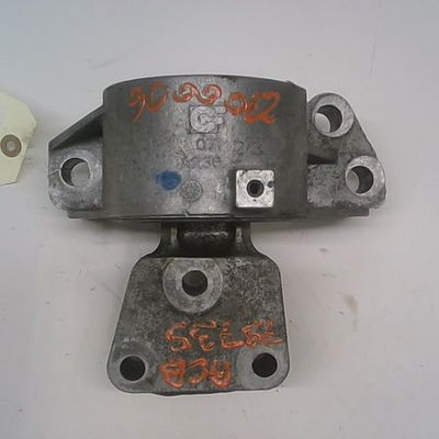 Support moteur Peugeot BIPPER TEPEE 1.3 hdi 75 (2010)