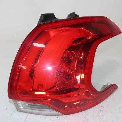 Feu arrière droit Peugeot 2008 I (CU_) 1.2 thp 130 - puretech 130 (2015)