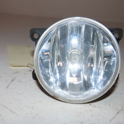 Phare antibrouillard avant droit Peugeot 2008 I (CU_) 1.2 thp 130 - puretech 130 (2015)