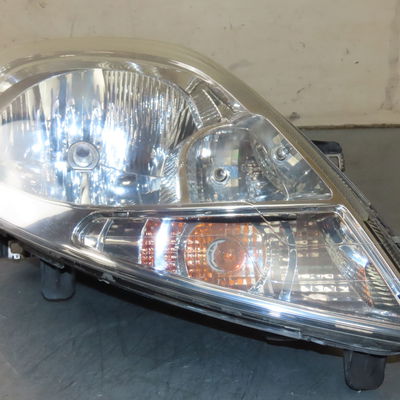 Phare droit Renault TRAFIC II Camionnette (FL) 2.5 dci 145 (fl0j) (2006)