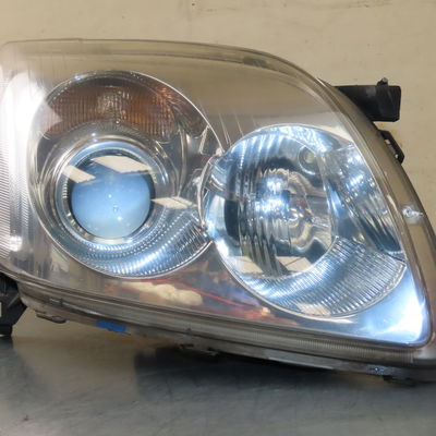 Phare droit Toyota AVENSIS Break (_T25_) 2.0 d-4d (cdt250_) (2003-2008)