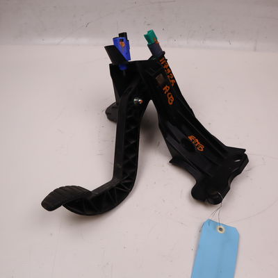 Pedale embrayage Renault MASTER III Camionnette (FV) 2.3 dci 130 fwd (fv0m, fv0y) (2016)