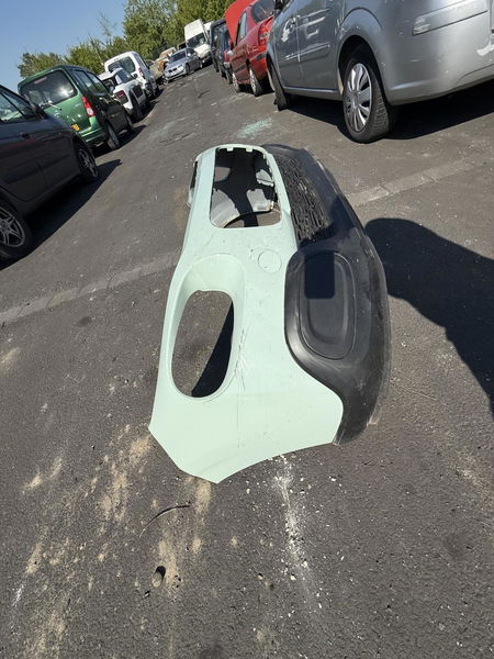 Pare-choc avant Citroën C3 III (SX) 1.2 vti 68 (2016) 5 portes