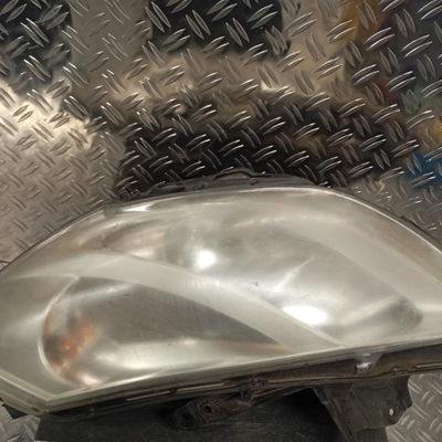 Phare gauche Renault CLIO III (BR0-1, CR0-1) 1.5 dci (2010-2014)