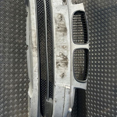Pare-choc avant Bmw 1 (E81) 116 i (2007-2011)