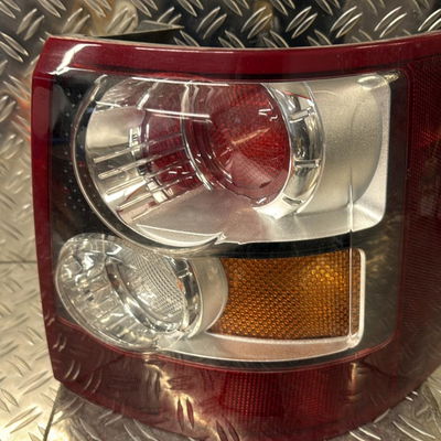 Feu arrière droit Land rover RANGE ROVER SPORT I (L320) 2.7 d 4x4 (2005-2013)