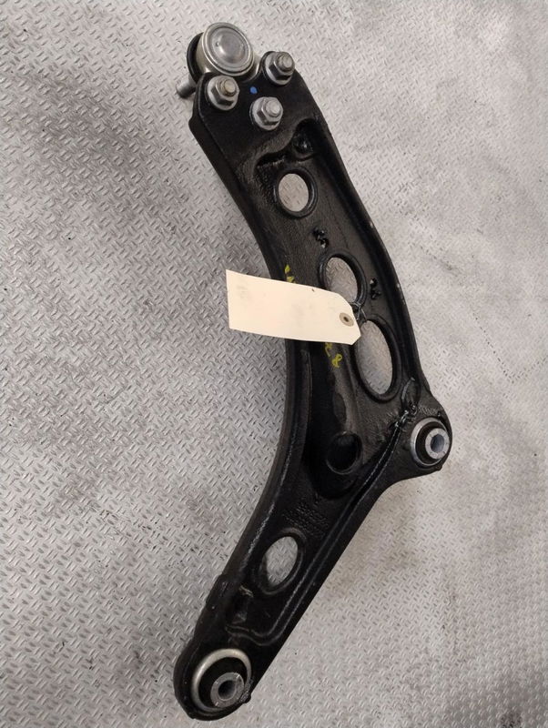 Triangle inf avd RENAULT TRAFIC 3  TRAFIC 3 LONG PHASE 2