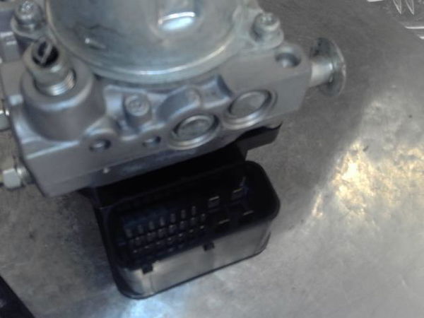 Unité hydraulique abs Honda JAZZ III (GE_, GG_, GP_, ZA_) 1.2 (gg1) (2008)