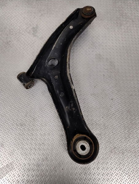 Triangle inf avg Ford FIESTA VI (CB1, CCN) 1.6 tdci (2008-2012)