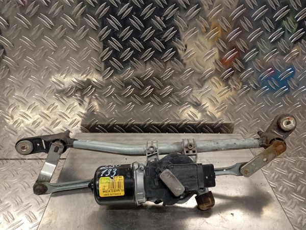 Moteur essuie-glace avant Renault CLIO III (BR0-1, CR0-1) 1.5 dci (br0h, cr0h, cr1s, br1s) (2005-2014) 3 portes