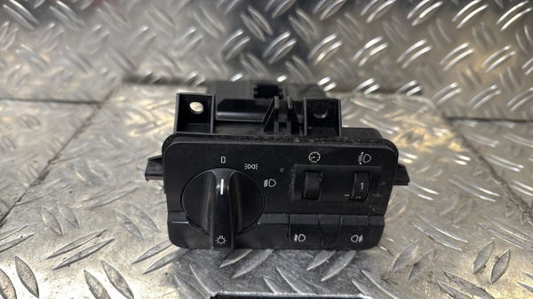 Interrupteur commande de phares Bmw 3 (E46) 320 d (1998-2001)