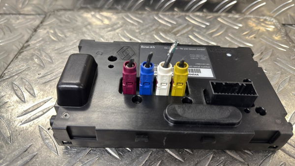 Autoradio Renault LAGUNA III Grandtour (KT0-1) 2.0 dci (kt07, kt0j, kt14, kt1a, kt1s) (2007-2015)