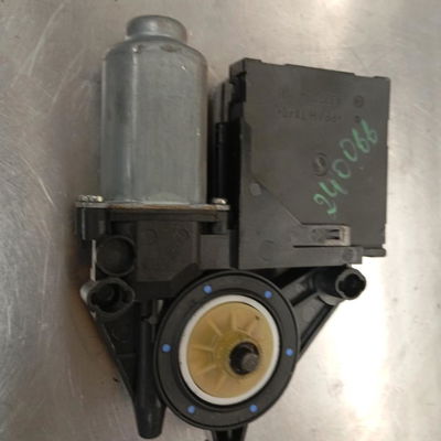 Mecanismemoteur leve-glace avg Volkswagen TOURAN (1T1, 1T2) 1.9 tdi (2003-2004) 5 portes