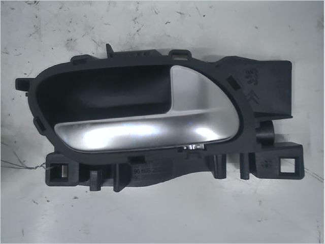 Poignee int porte avd Citroën DS4 (NX_) 1.6 thp 160 (2012-2015)