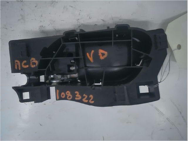 Poignee int porte avd Citroën DS4 (NX_) 1.6 thp 160 (2012-2015)