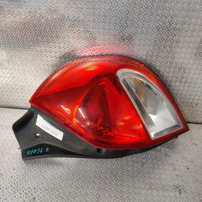 Feu arrière droit Renault CLIO III (BR0-1, CR0-1) 1.2 16v (br02, br0j, br11, cr02, cr0j, cr11) (2005-2014) 5 portes