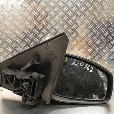 Retroviseur exterieur electrique droit Renault MEGANE III 3-5 portes (BZ0-1_, B3_) 1.5 dci (bz09, bz0d, bz1w, bz29, bz14) (2009) 5 portes