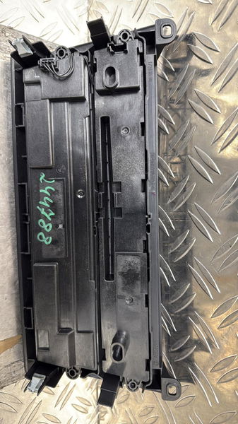 Commande de chauffage Bmw 1 (F20) 118 d xdrive (2013-2015)