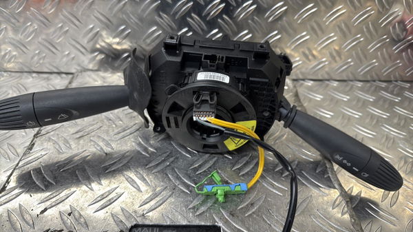 Interrupteur commande de frein a main Fiat PANDA (169_) 1.1 (169.axa1a) (2003)