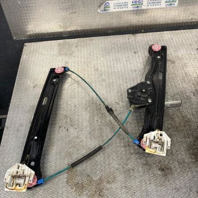 Mecanismemoteur leve-glace avg Bmw 1 (F20) 116 d (2012-2015)