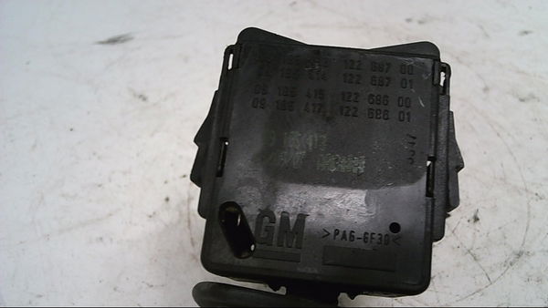 Commande clignotant Opel COMBO Tour 1.3 cdti 16v (2004-2011)