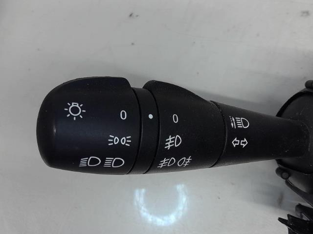 Interrupteur commande de frein a main Dacia SANDERO II 1.0 sce 75 (b8jc, b8jd) (2016)