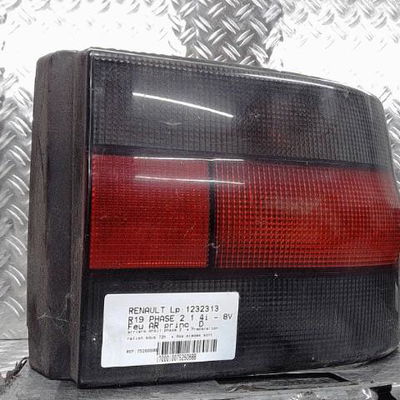 Feu arrière droit Renault 19 II (B-C53_) 1.4 (b-c532) (1992-1995)