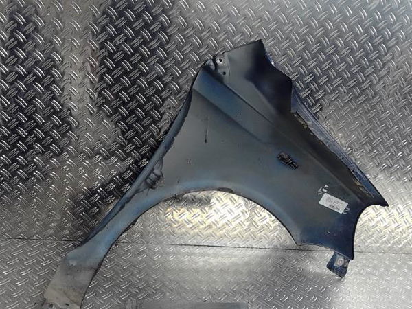 Aile avant gauche Toyota YARIS (_P1_) 1.3 (scp12_, scp13_) (2002-2005)