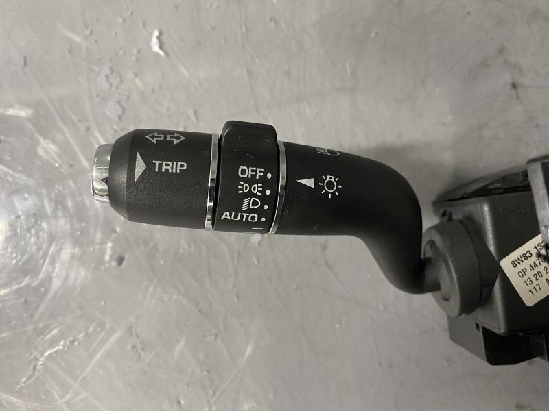 Interrupteur commande de frein a main Jaguar XF SPORTBRAKE (X250) 2.2 d (2012-2014)