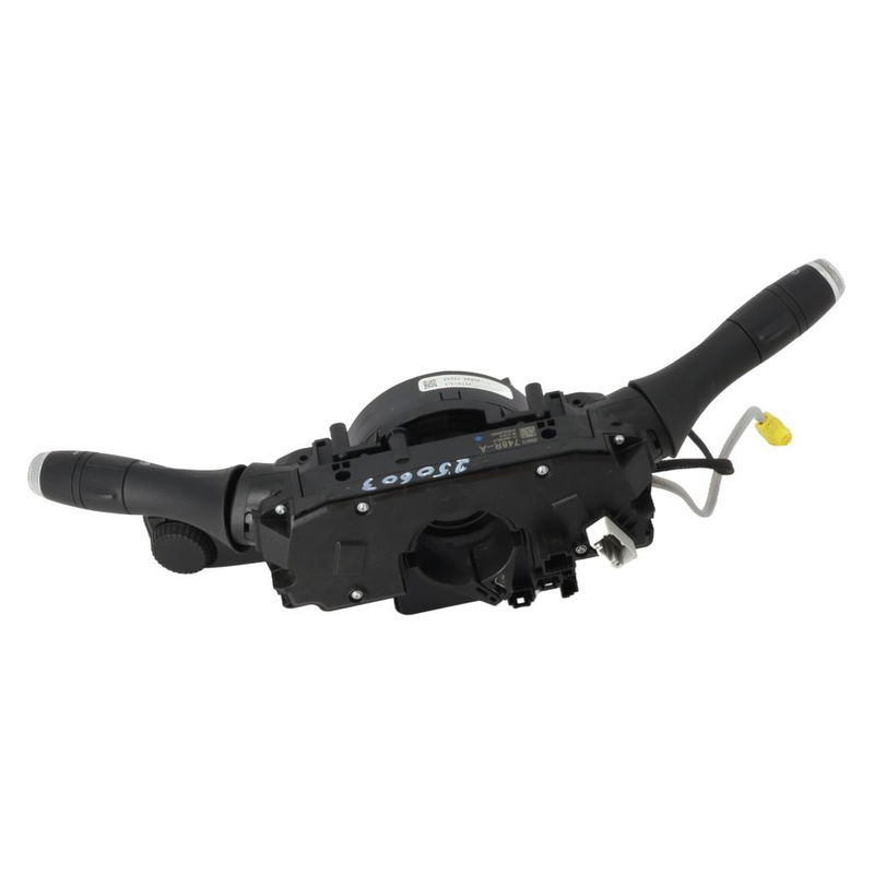 Interrupteur commande de frein a main Renault CLIO V (B7_) 1.5 blue dci 85 (b7ag) (2019) 5 portes