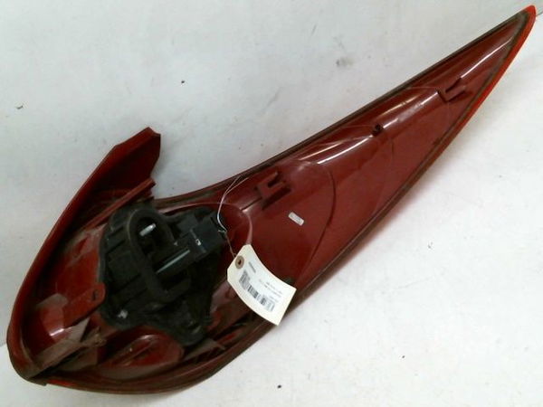 Feu arrière gauche Peugeot 207 SW (WK_) 1.6 hdi (2007-2012) 5 portes