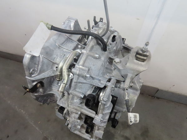Boîte à vitesse automatique Renault MEGANE IV 3-5 portes (B9A-M-N_) 1.6 tce 205 (b9mv) (2015) 5 portes