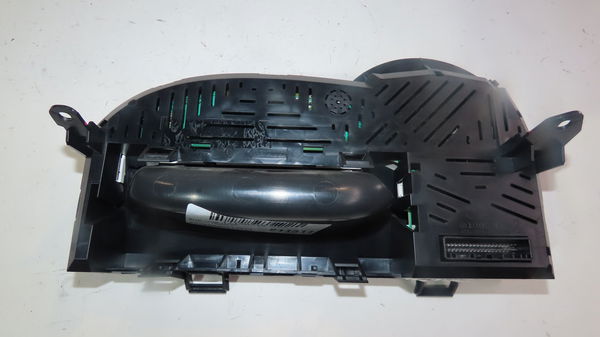 Bloc compteurs Renault TWINGO II (CN0_) 1.2 16v (cn0k, cn0v) (2007) 3 portes