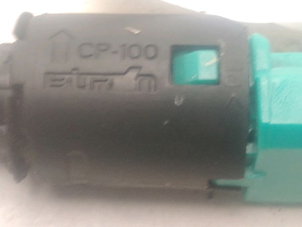 Contacteur de stop sur pedale  Citroën C4 GRAND PICASSO I (UA_) 2.0 hdi 138 (2006-2013)