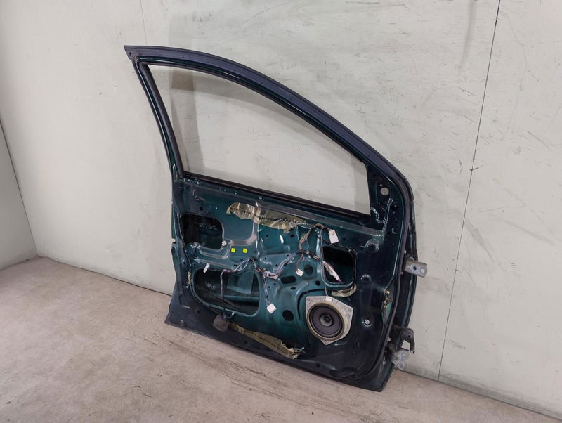 Porte avant gauche Toyota YARIS (_P1_) 1.3 (ncp10_, scp12_) (1999-2005)