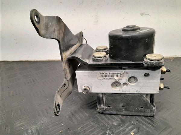 Bloc regulateur Renault MASTER II Camionnette (FD) 2.2 dci 90 (2000)