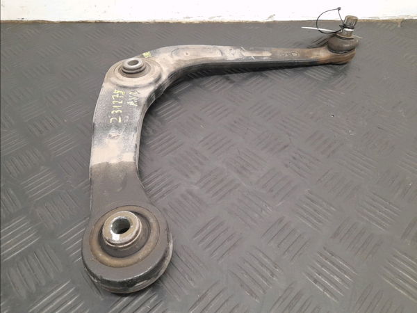 Triangle inf avd Renault CLIO II (BB_, CB_) 1.2 (bb0a, bb0f, bb10, bb1k, bb28, bb2d, bb2h, cb0a,... (1998-2010) 5 portes