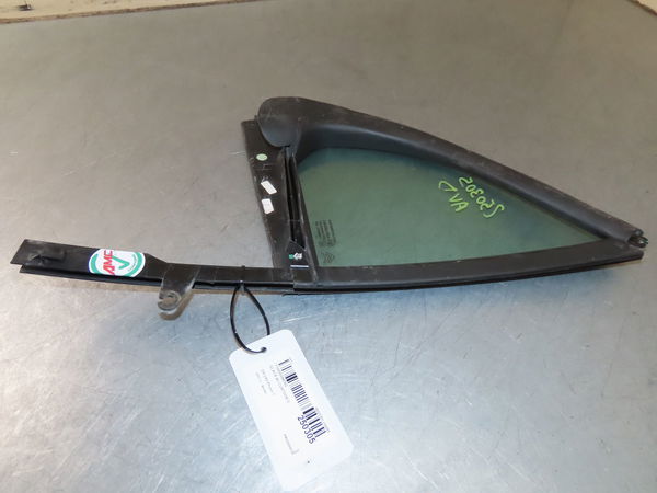 Glace av custode d Citroën DS3 (SA_) 1.6 hdi 110 (2009-2015)