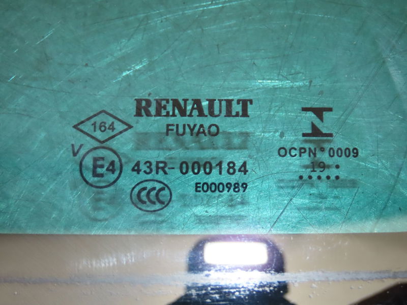 Glace ar custode g Renault MEGANE IV 3-5 portes (B9A-M-N_) 1.5 blue dci 115 (b9a6) (2018)
